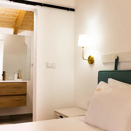 Casas Do Freixial - Casa Flores