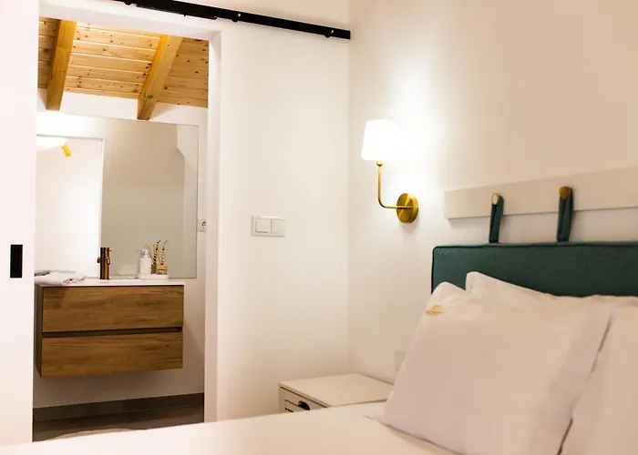 Casas Do Freixial - Casa Flores