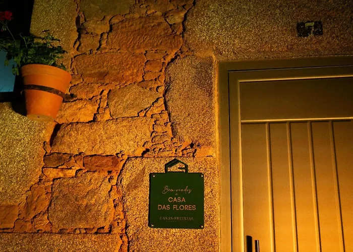 Casas Do Freixial - Casa Flores カントリーハウス